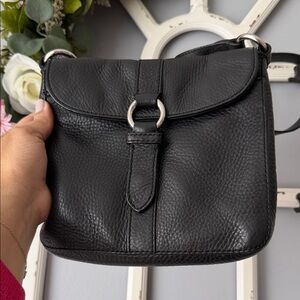 Cole Haan Black Leather Crossbody Bag 🎀🎀🎀